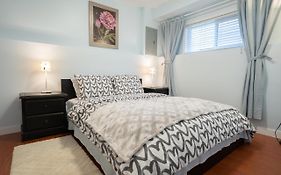 Lovely 1Br Secondary Suite With Separate Entrance